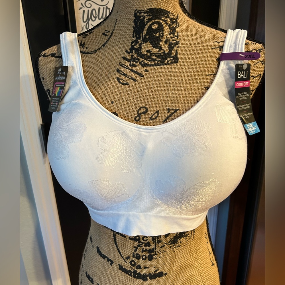 ✔️ NWT Bali Comfort Bra White Padded Cups Size 2X Feel the Softness